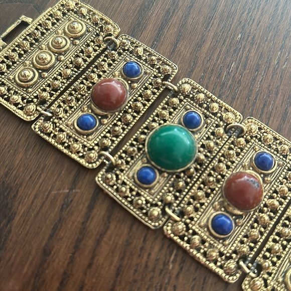 Vintage Etruscan Revival Style Gold Tone Link Bracelet with Glass Cabochons - Picture 2 of 3